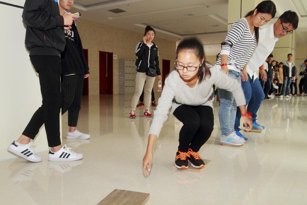 333 2016趣味运动会008 副本副本 333 2016趣味运动会008 副本副本